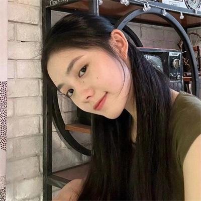 以泥为妆